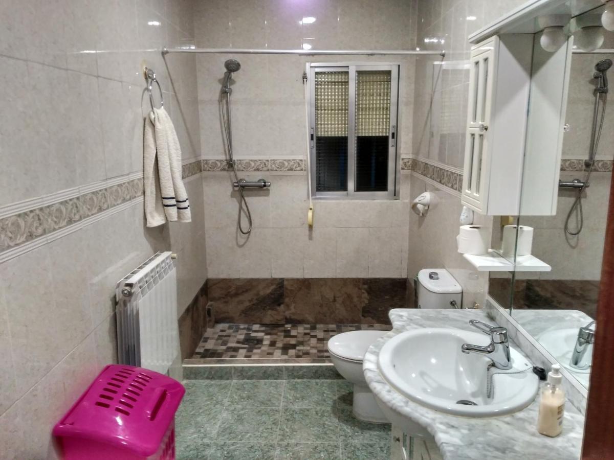 Villa "Luna De Segovia" Leganés Zewnętrze zdjęcie