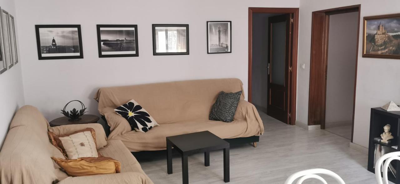 Villa "Luna De Segovia" Leganés Zewnętrze zdjęcie