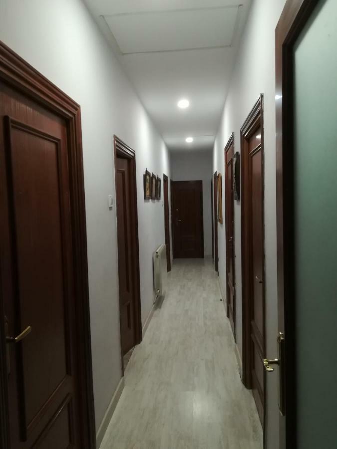 Villa "Luna De Segovia" Leganés Zewnętrze zdjęcie